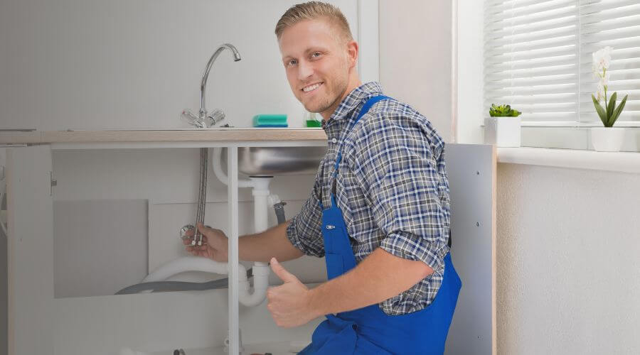 Professional tankless water heater installation in De Kalb, MO